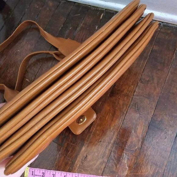 Vintage Lou Taylor Light Brown Structured Leather Classic Shoulder Purse - Picture 10 of 10